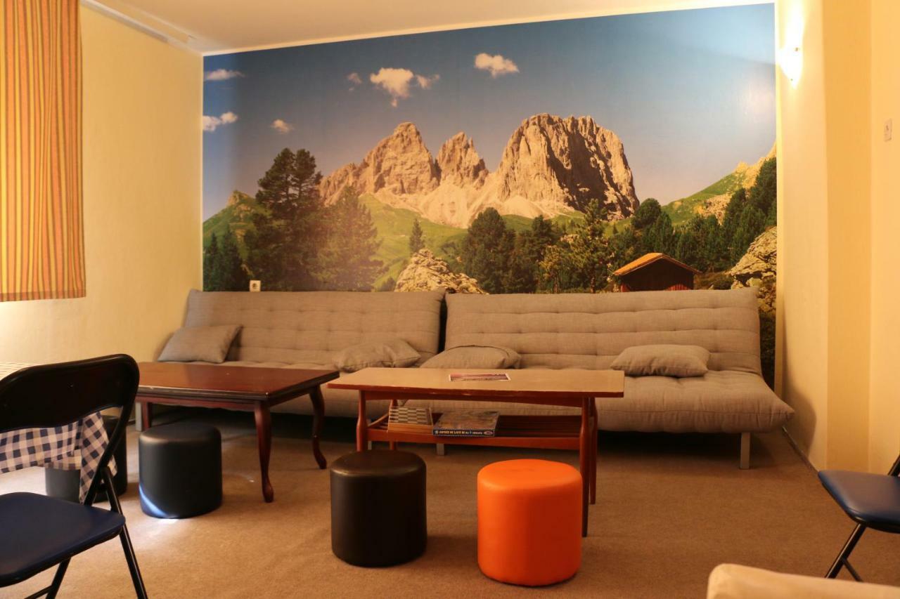 Hostel Trajan Donji Milanovac Kültér fotó